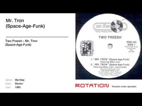 Mr. Tron (Space-Age-Funk) - Two Freesh