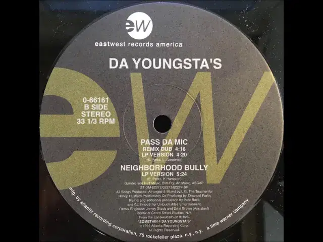 Pass Da Mic - Da Youngsta's