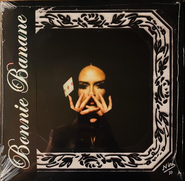 Red Flags - Bonnie Banane