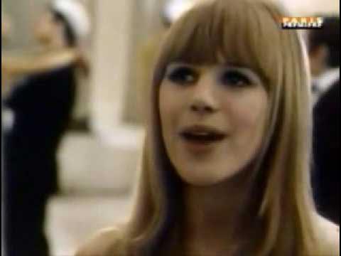 Hier Ou Demain (De La Comédie Musicale "Anna") - Marianne Faithful