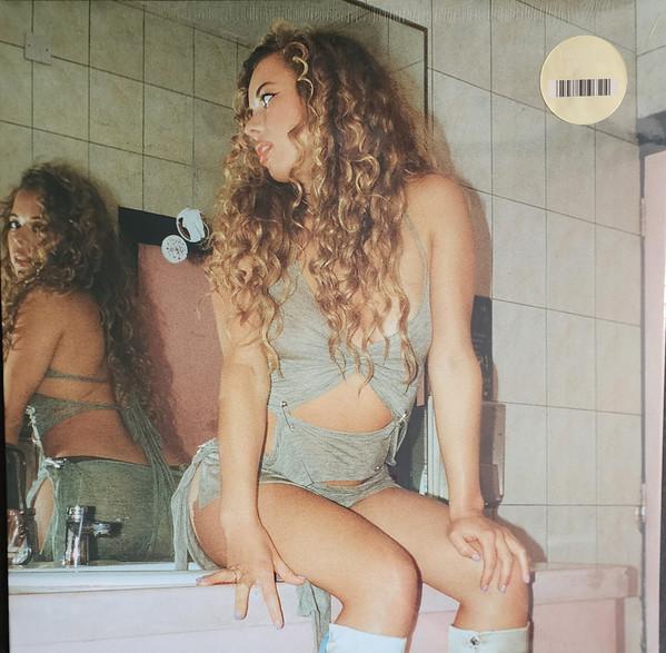  - Nilüfer Yanya