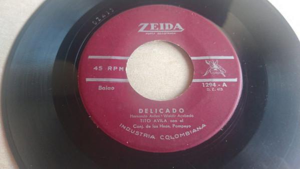 Delicado / Rio De Janeiro - Tito Avila