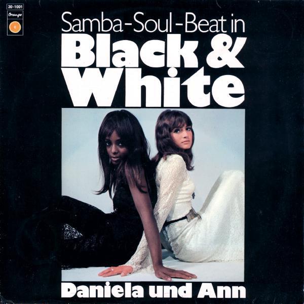 Samba-Soul-Beat In Black & White - Daniela und Ann