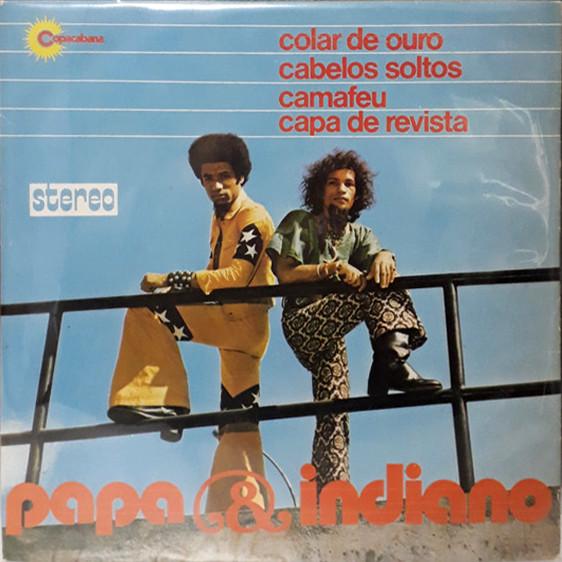 Colar De Ouro / Cabelos Soltos / Camafeu / Capa De Revista - Papa & Indiano