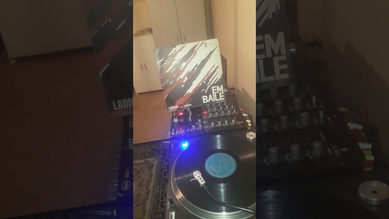 Em Baile - Ladico