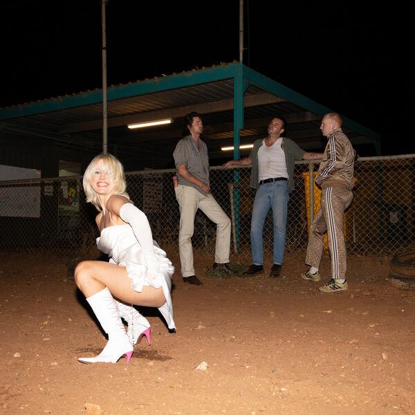 U Should Not Be Doing That / Facts - Amyl and The Sniffers