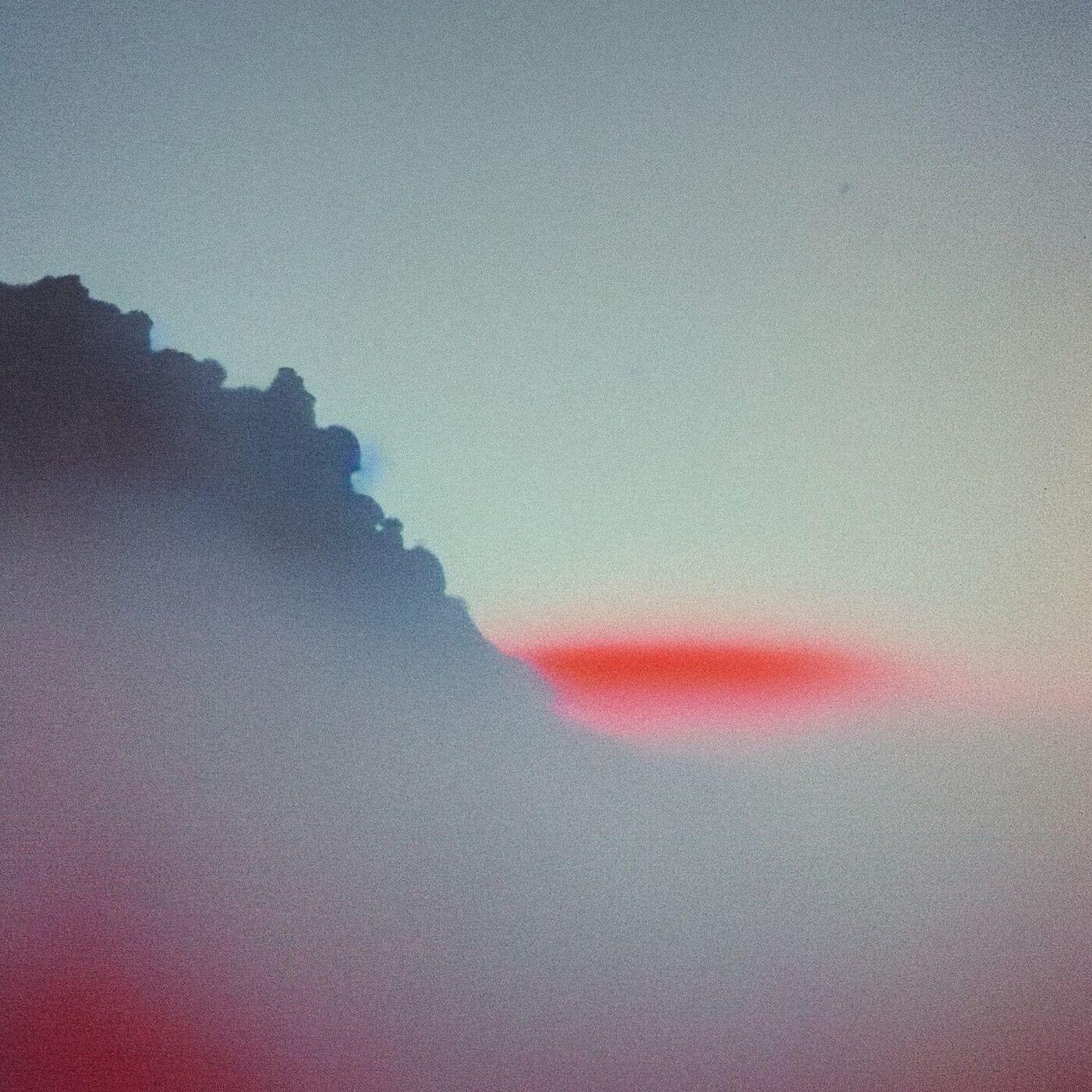 A Crimson Shore - Saåad
