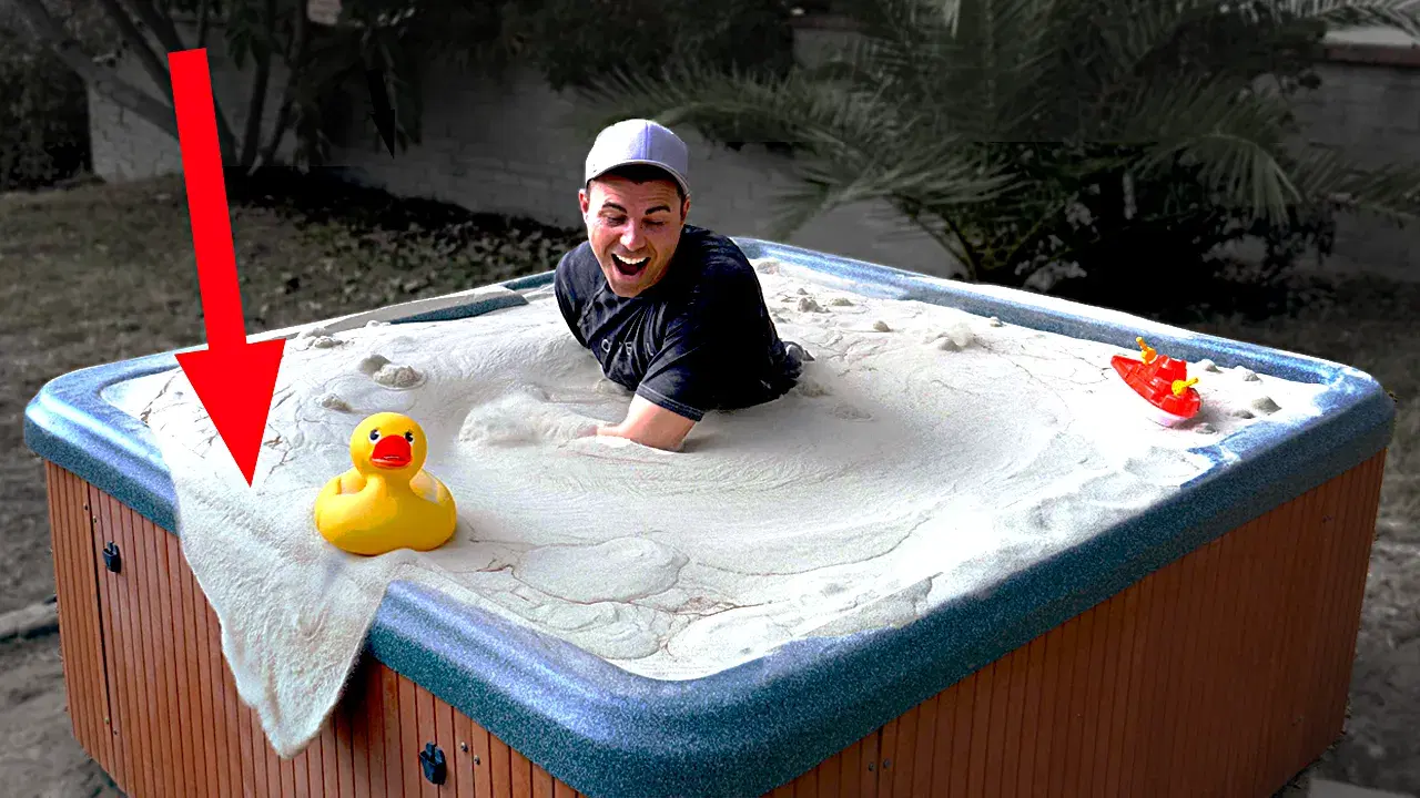 Single - Strawberry Jacuzzi