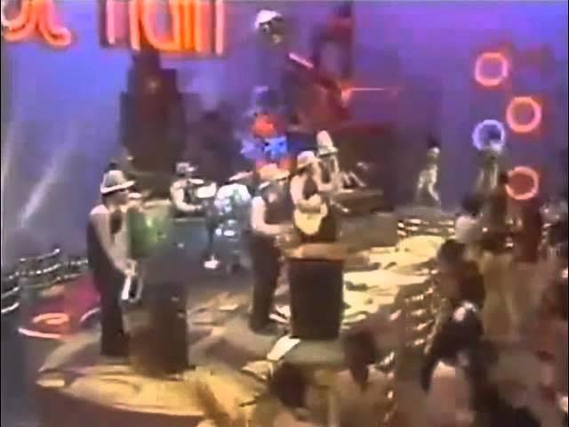 Dance Bunny Honey, Dance = Baila Conejito, Baila / Keep On Dancing = Sigue Bailando - Grupo Carrusel
