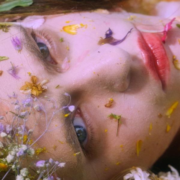 Made To Touch - Anna Arrobas