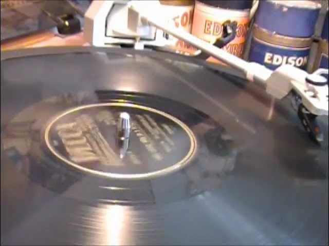 The Hot Canary / Two Little Men In A Flying Saucer - Ella Fitzgerald