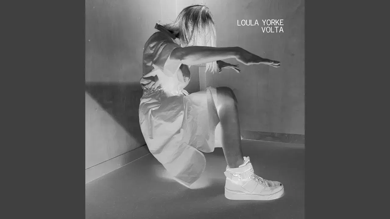 Volta - Loula Yorke