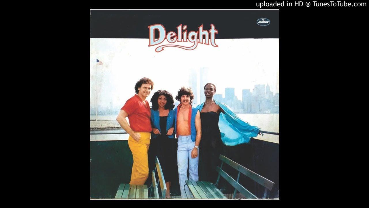 Sacame De Aqui (Take Me Away) / Quiero Hacerte Mia (I Wanna Make You Mine) - Delight