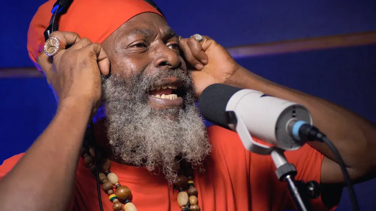Jah Is My Leader - Capleton & Little Lion Sound