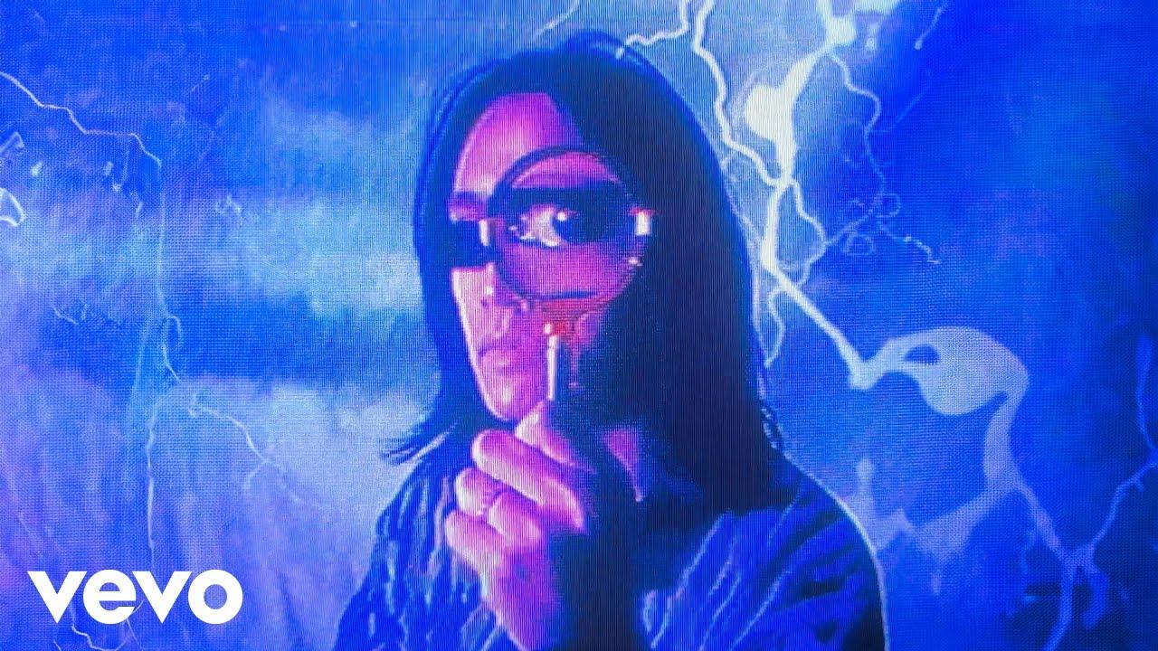 Vampire in Beverly Hills - Eyedress, John Maus