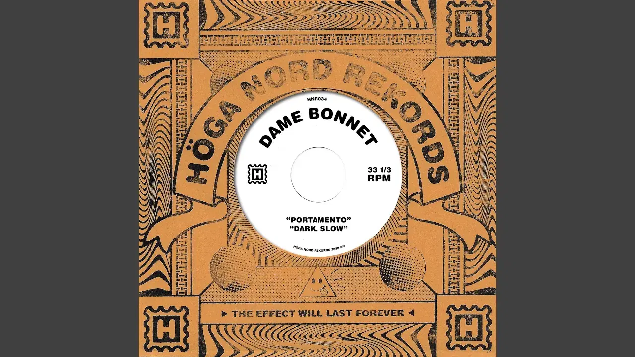  - Dame Bonnet