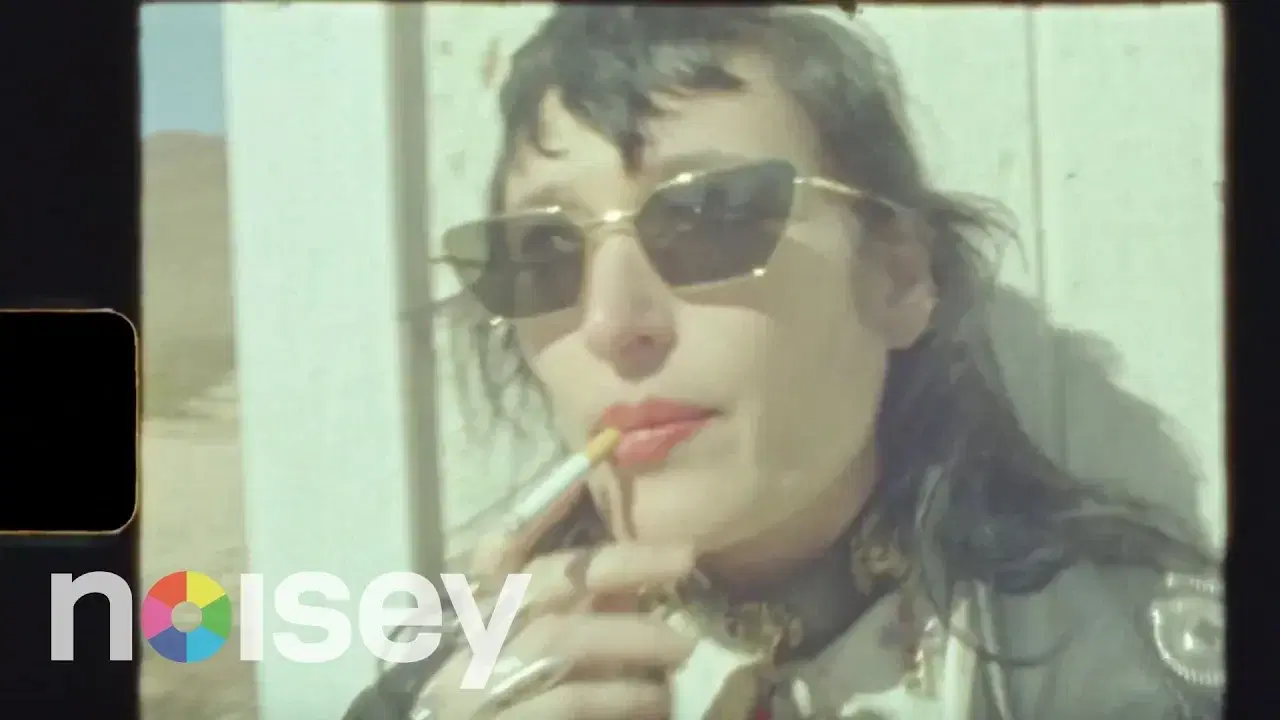 In & Out - The Black Lips