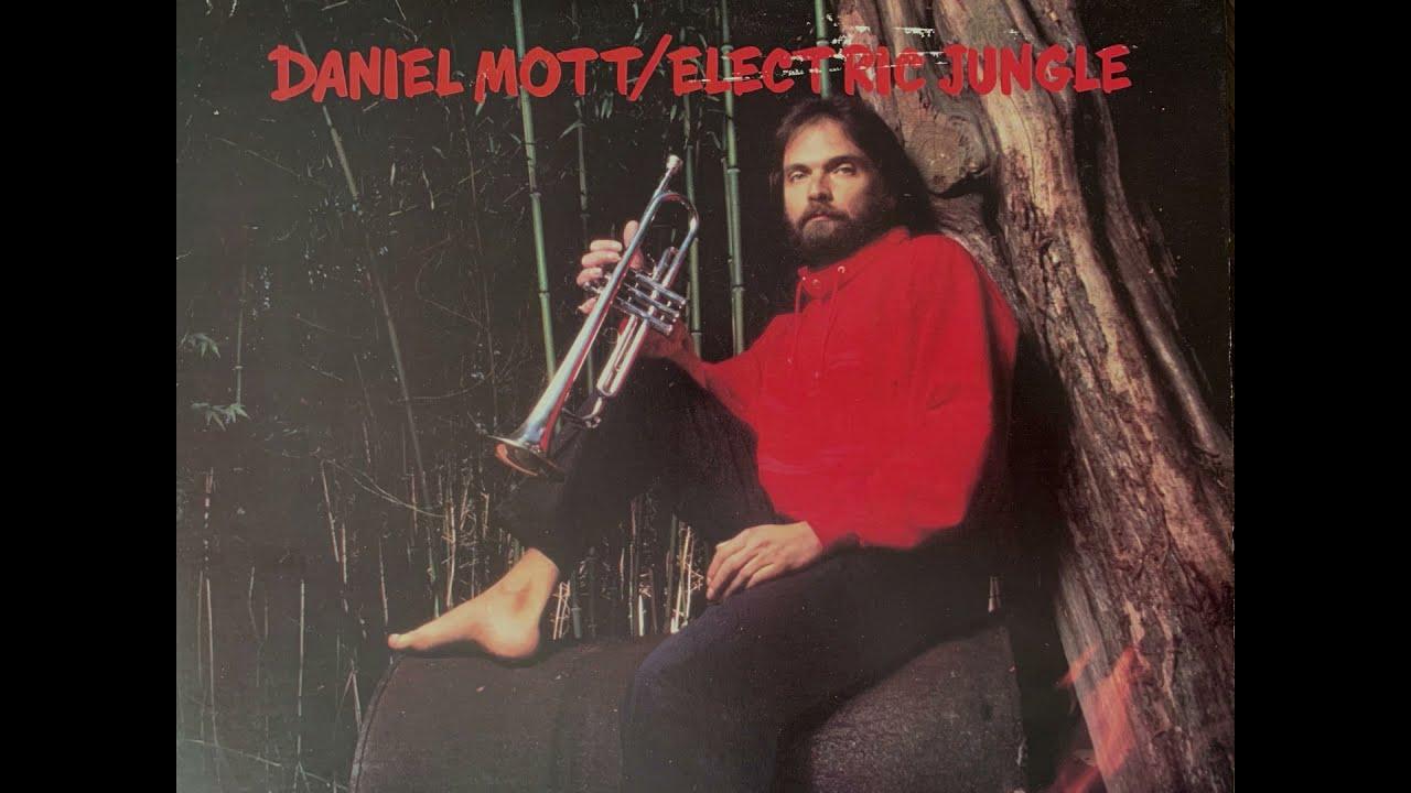  - Daniel Mott