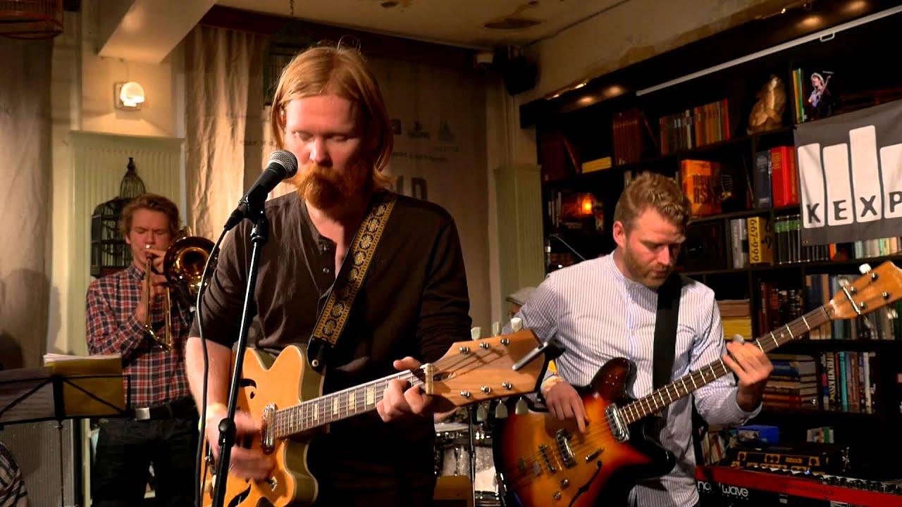 Floating Harmonies - Junius Meyvant