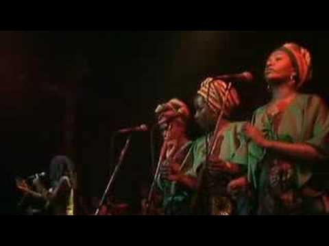 Ahi Viene El Sheriff/ Do What You Can - Grupo Enry
