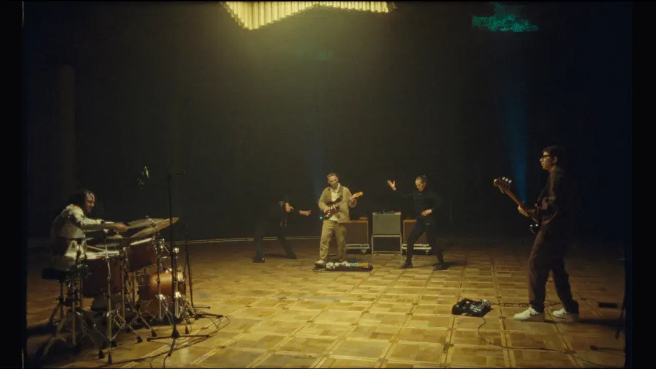 What Kinda Music - Tom Misch & Yussef Dayes