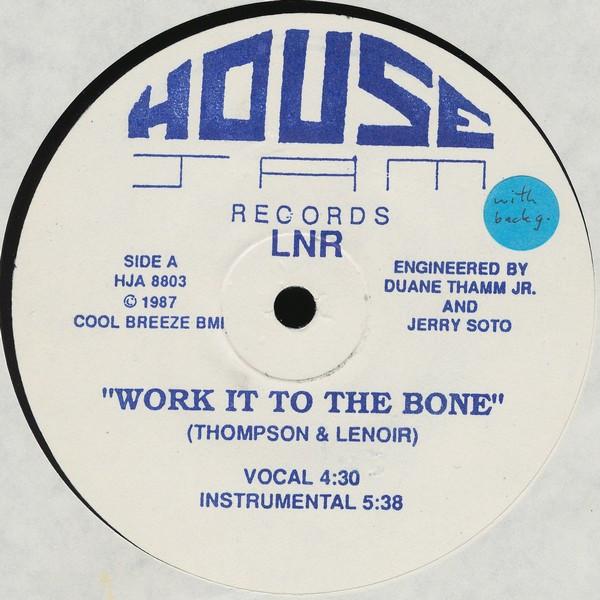 Turn Up The Bass 04 - Lnr