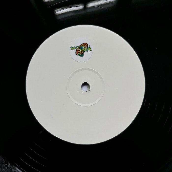 SLP 010 - DJ SNOWY BUFFET