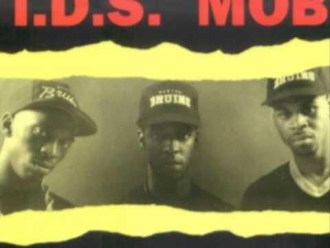 What's This World Coming To Plus T.D.S. Scratch Reaction - T.D.S. Mob