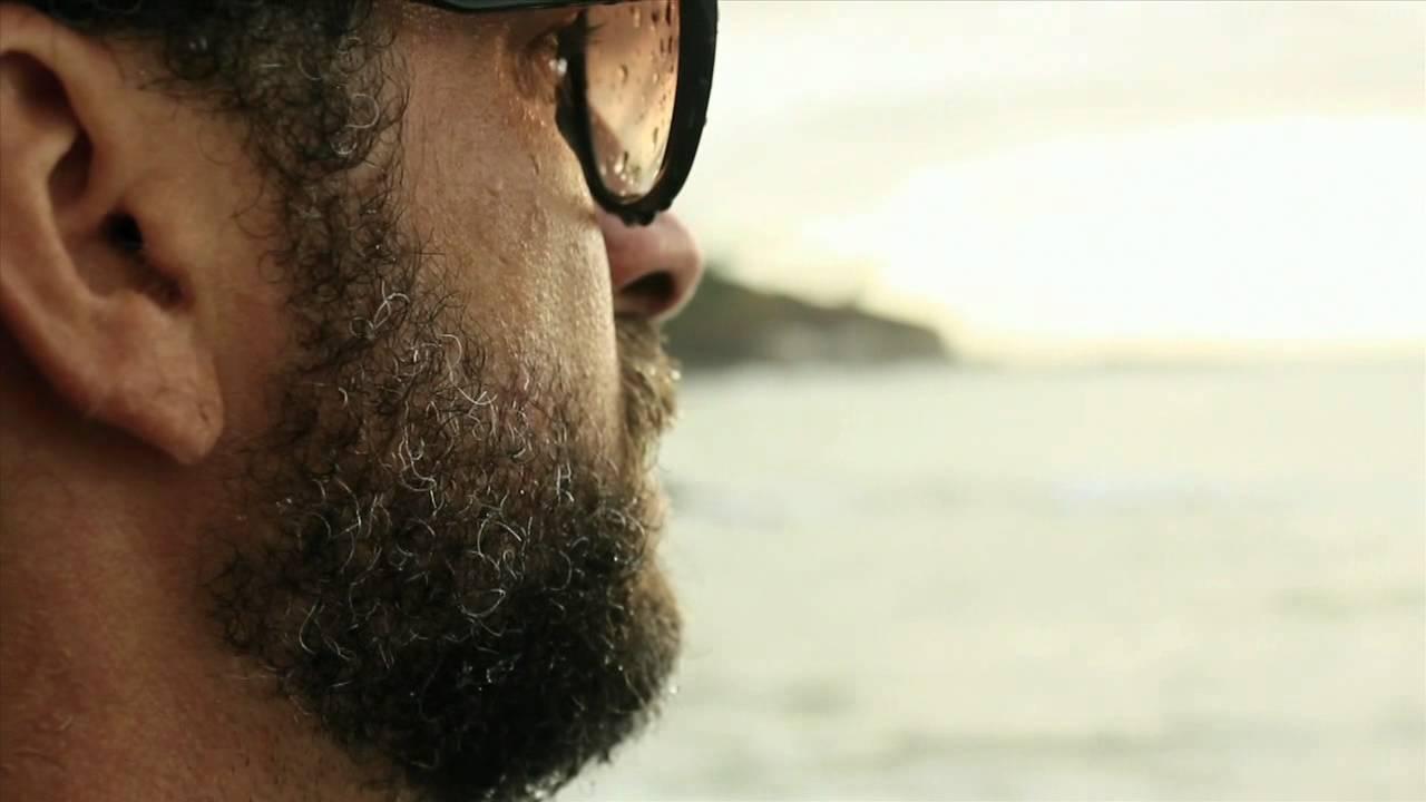 O Deus Que Devasta Mas Também Cura - Lucas Santtana