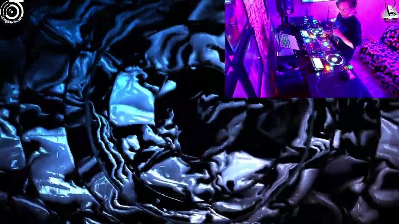 Decadence and the ascetic - yin yang audio
