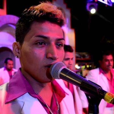 - ROGER MÁS vs. Cumbia XX