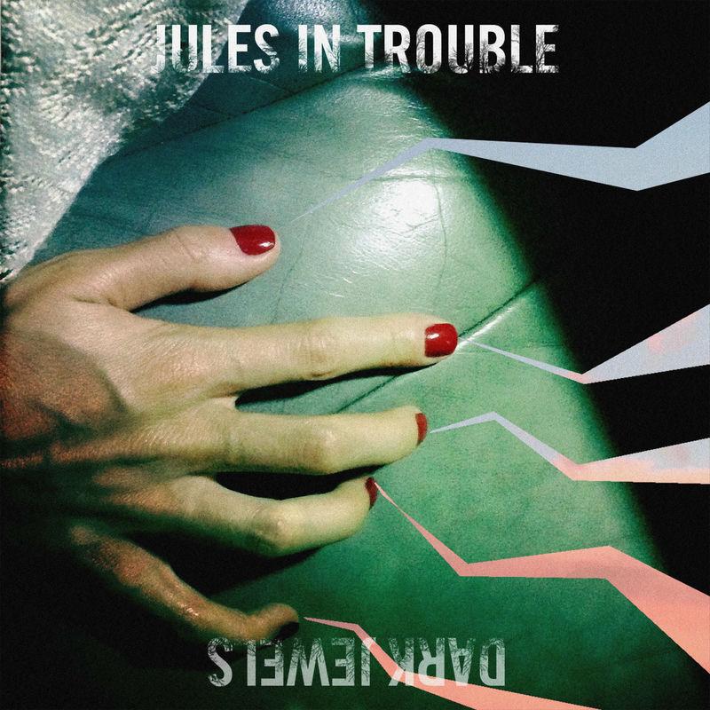 Dark Jewels - Jules in Trouble