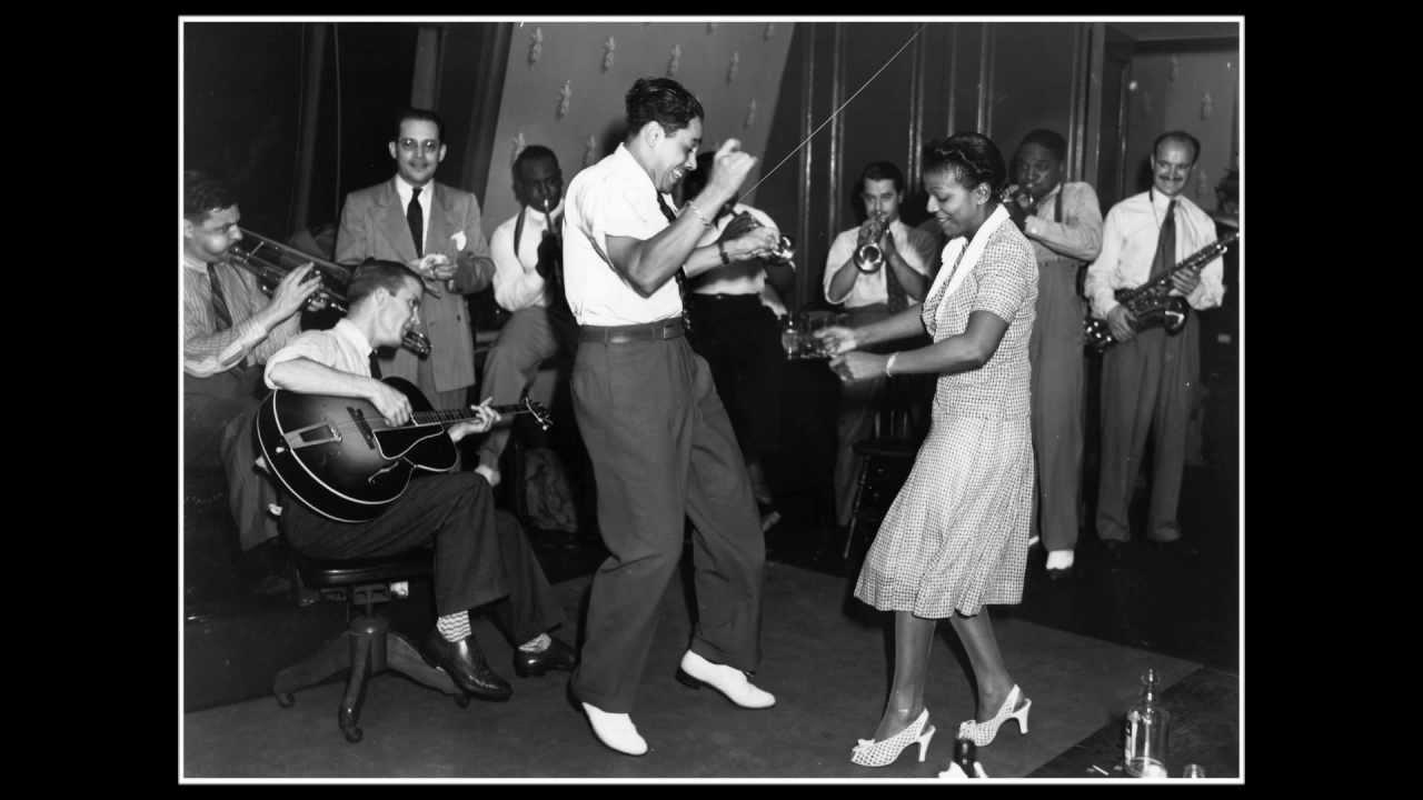 When My Sugar Walks Down The Street / Pyramid - Ivie Anderson with Duke Ellington's Orchestra