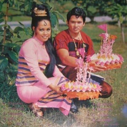 - เพลิน พรหมแดน