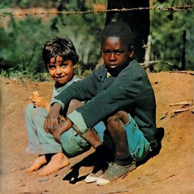 CLUBE DA ESQUINA - MILTON NASCIMENTO, LÔ BORGES