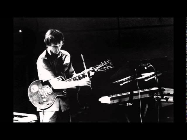 The Noise Made by People - Dead The Long Year