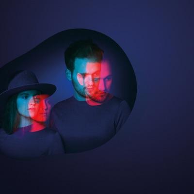 Too Slow to Disco Neo: En France - Poom