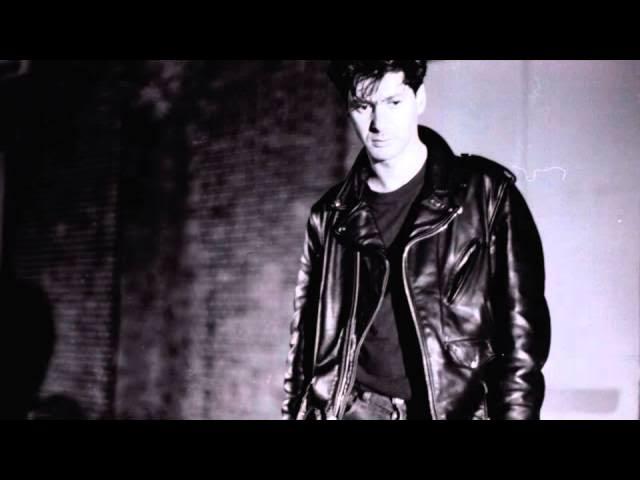L'Homme Qui Marche - Etienne Daho