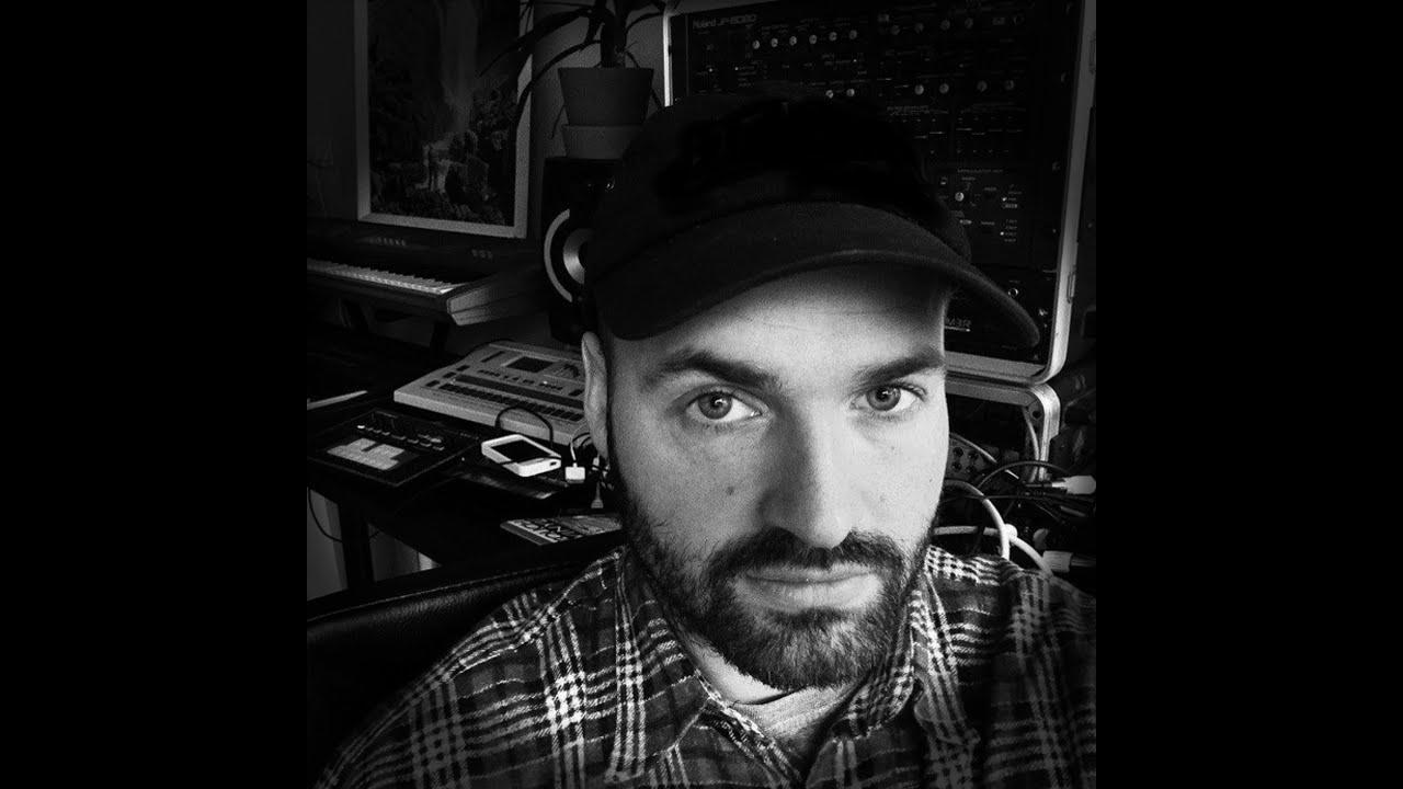 MO_Ambient 3 - Árni Grétar