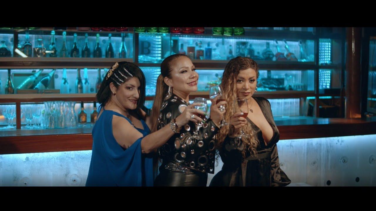  - Lupita y su grupo Veneno