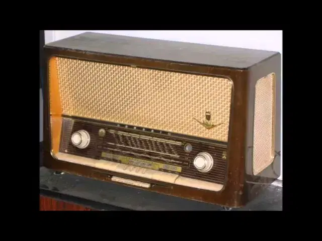 Ένα Αστέρι Γεννιέται - Νίκος Νομικός