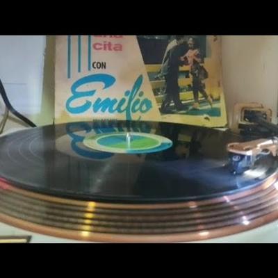 000 - Emilio Muñoz y Su Conjunto