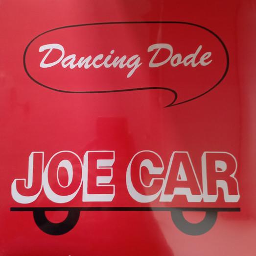 Dancing Dode - Joe Car