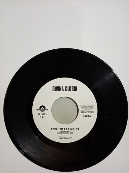 Desnudita Es Mejor  - Divina Gloria