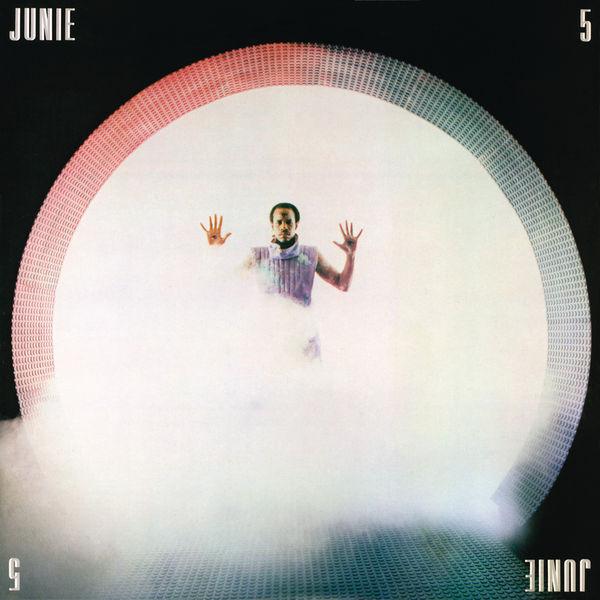5 - Junie