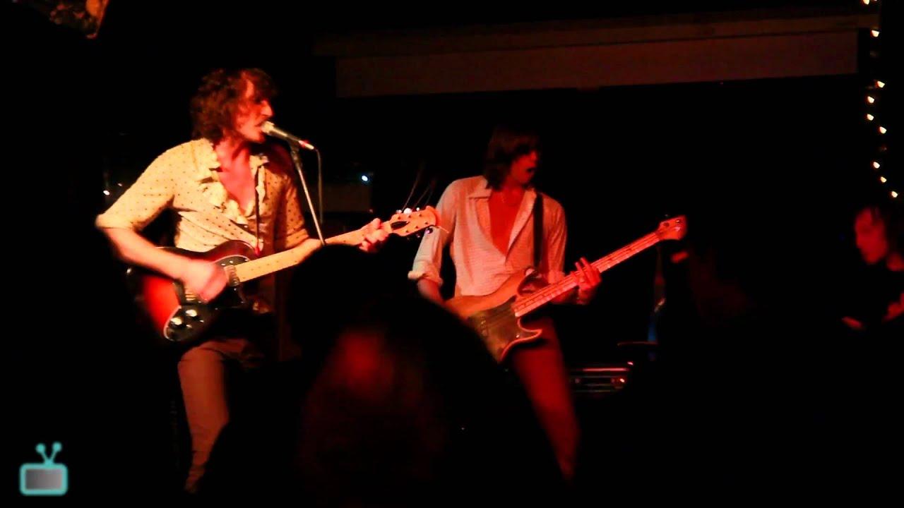Castle Face Group Flex - Bare Wires