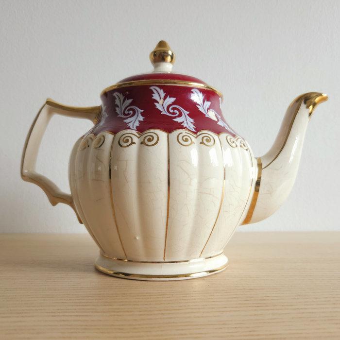 Music for Kettle (Mushroom Cup) - Nacht Plank & Futuregrapher