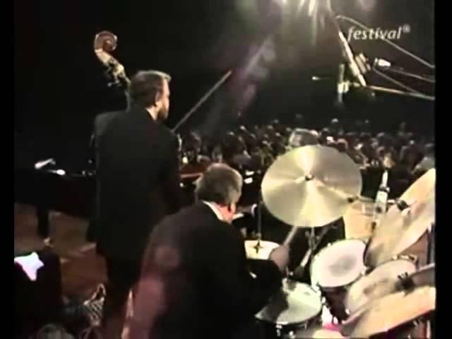 A Time For Love: The Oscar Peterson Quartet - Live In Helsinki, 1987 - Oscar Peterson