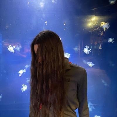 Molly In The Club - Sophia Stel