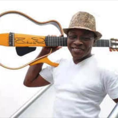 Luanda Minha Banda - Eduardo Paim